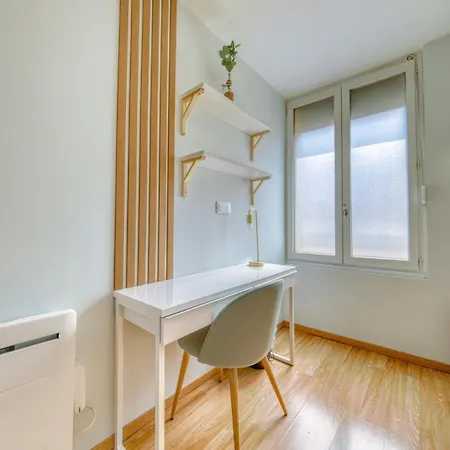 The Big House - 8 Bedrooms Apartman